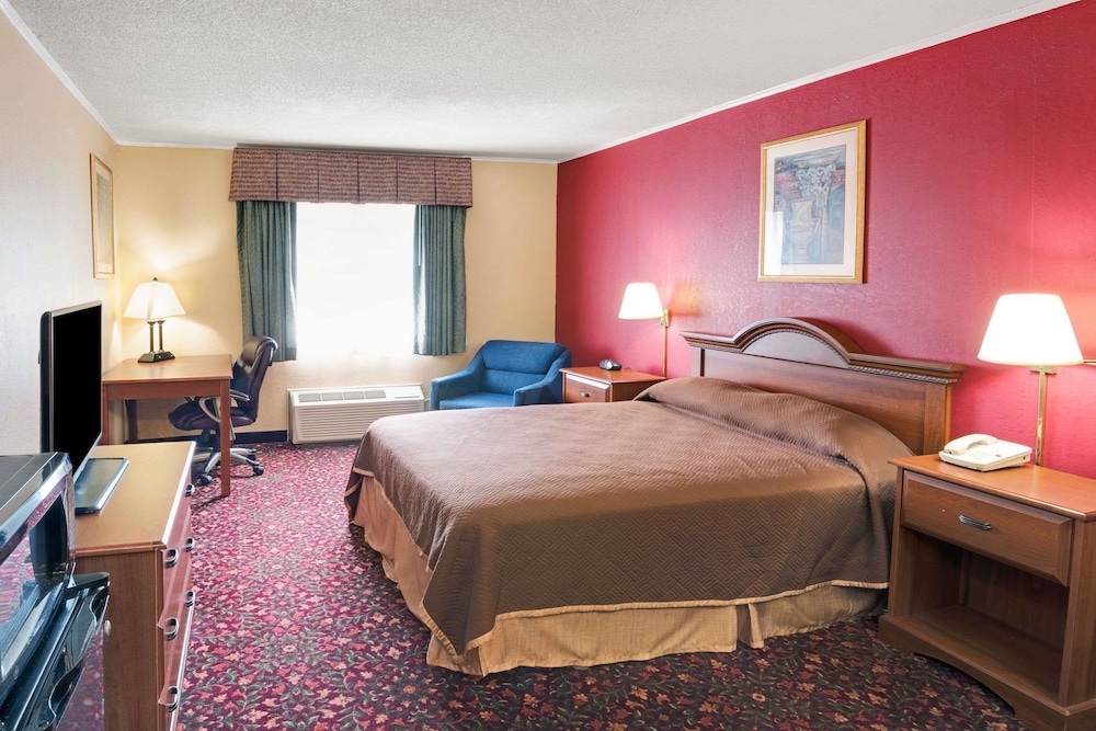 Travelodge By Wyndham Beckley 6/29