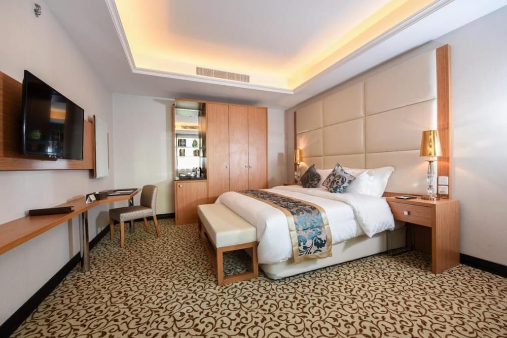 فندق جراند بارك(Verta Hotel Jeddah) 18/50