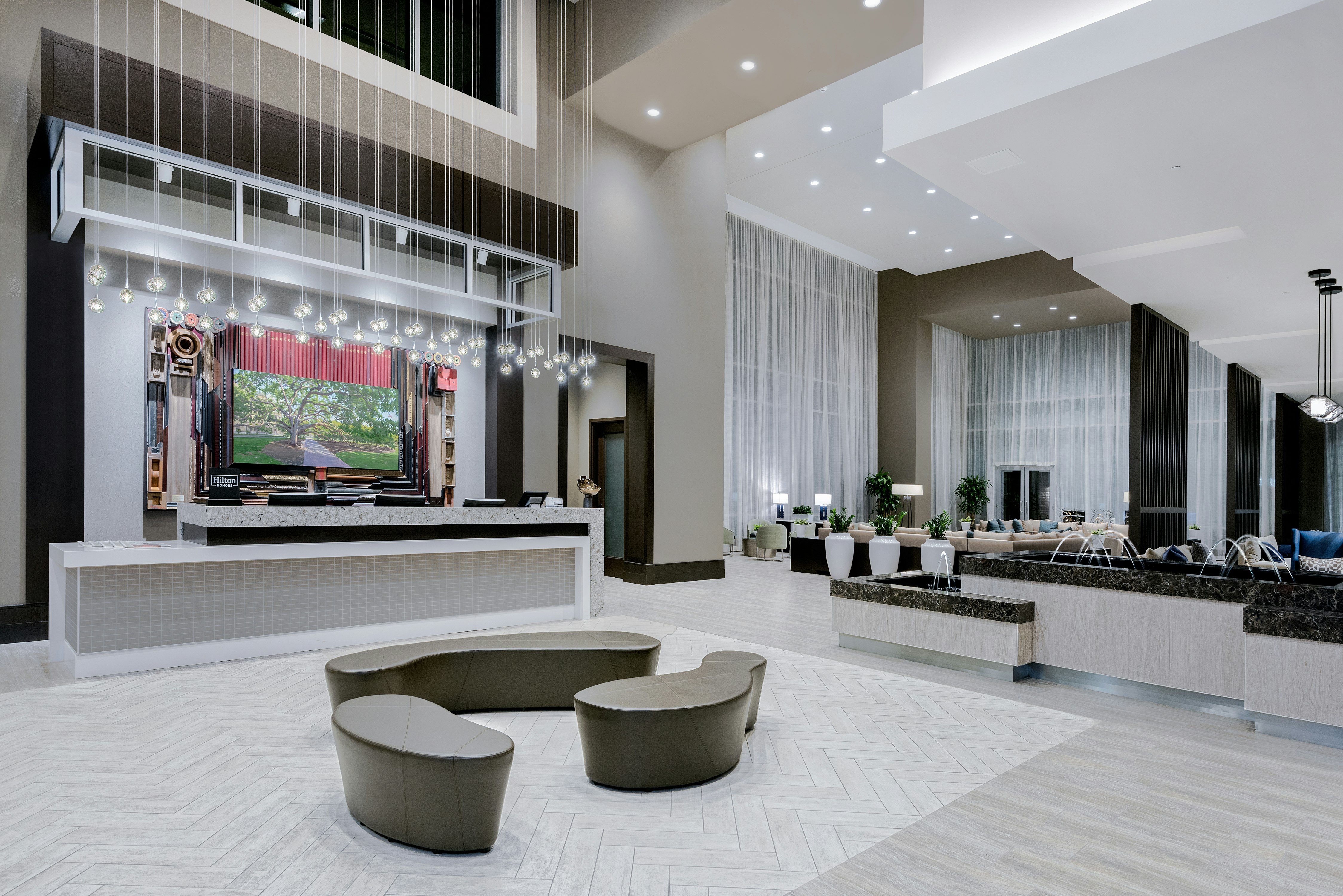 Embassy Suites By Hilton College Station 27/57