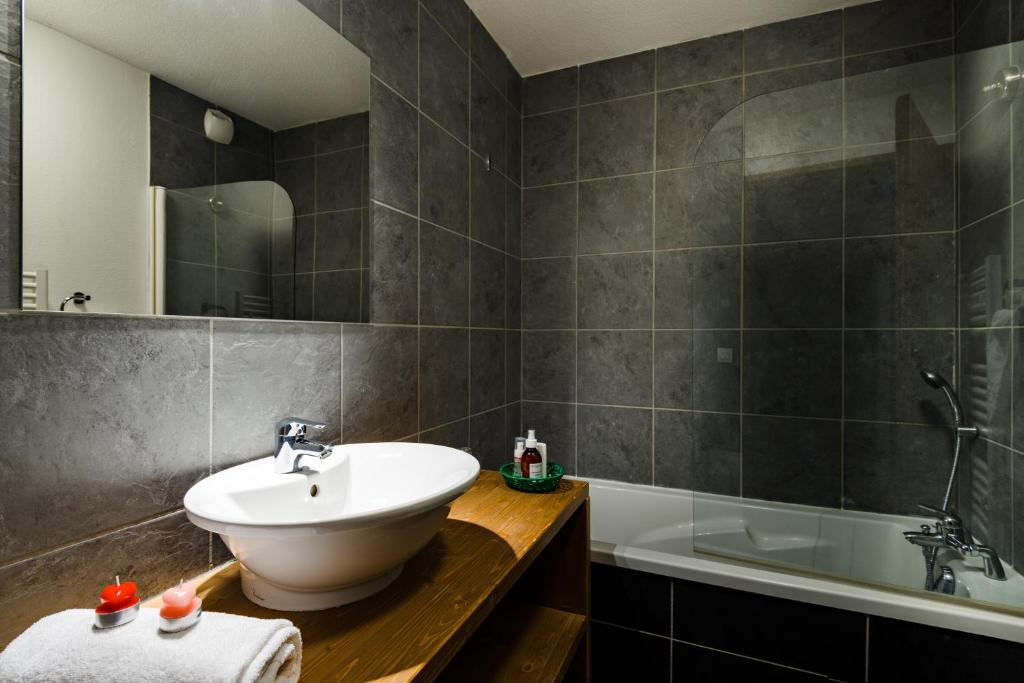 شقة بغرفة نوم واحدة، RESIDENCE LAGRANGE VACANCES LES CHALETS EDELWEISS(FORMERLY RESIDENCE LES CHALETS EDELWEISS) 3/3
