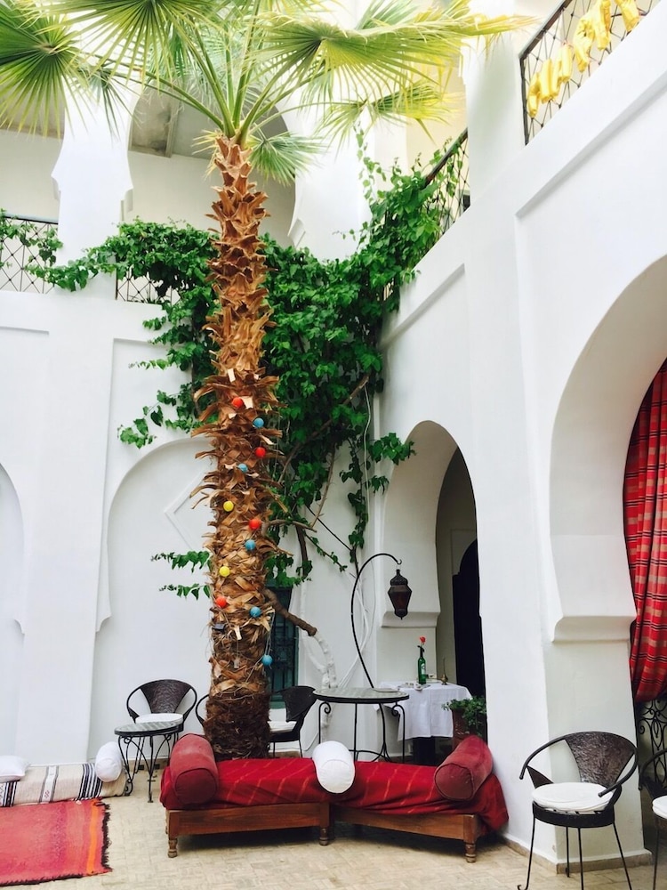 RIAD DAR BOUNOUAR 24/34