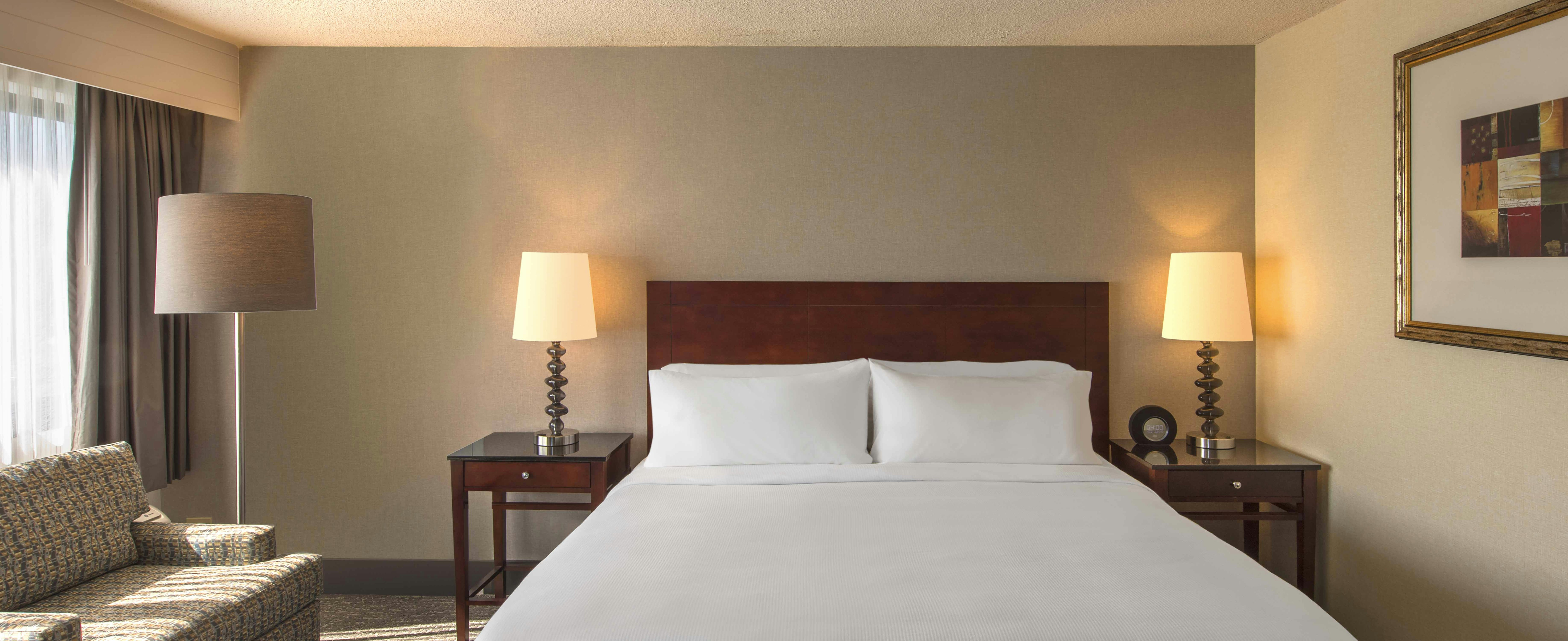 Room, King Bed, Corner