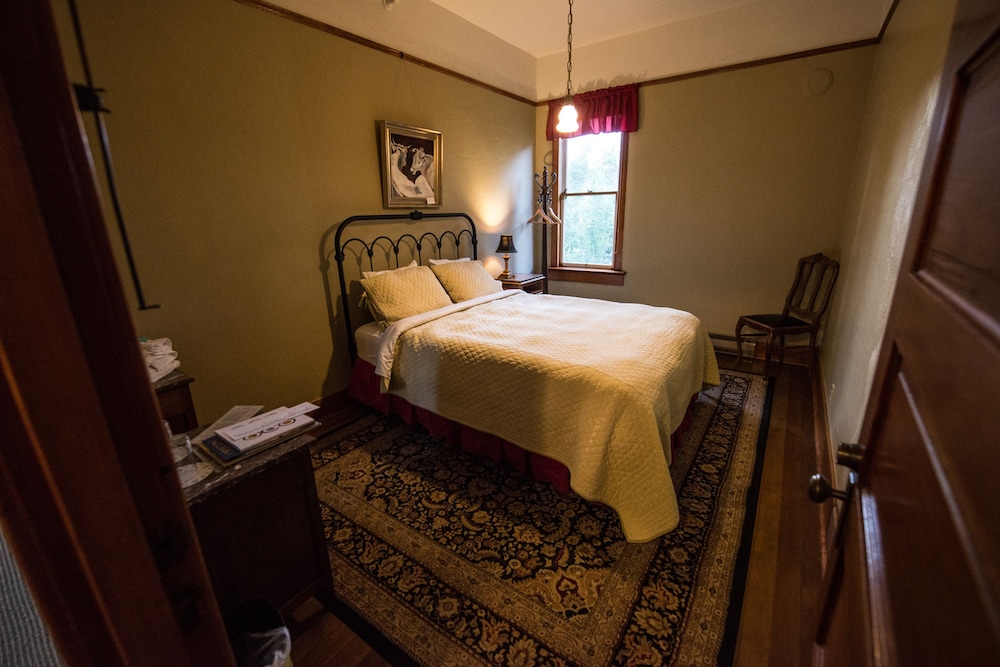 Balch Hotel 19/50