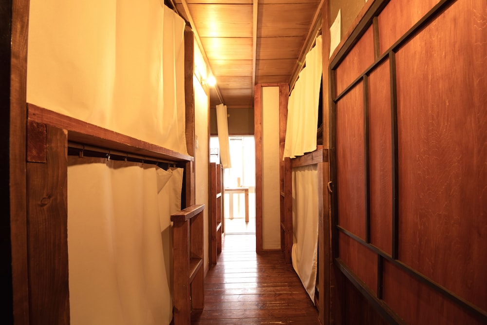 Guesthouse YULULU 23/45
