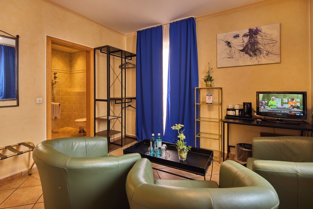 TRIP INN PostHotel Duren 31/50