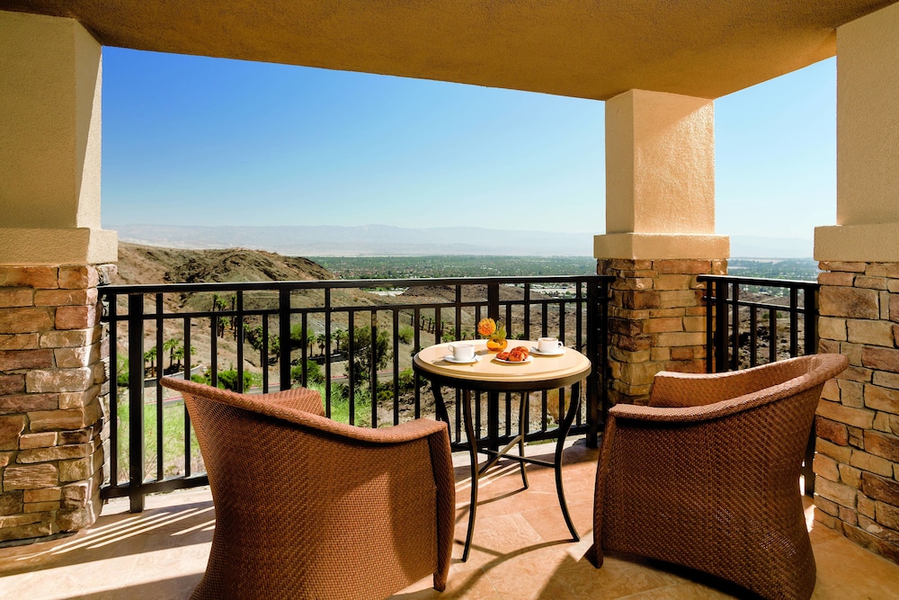 THE RITZ CARLTON RANCHO MIRAGE 46/68