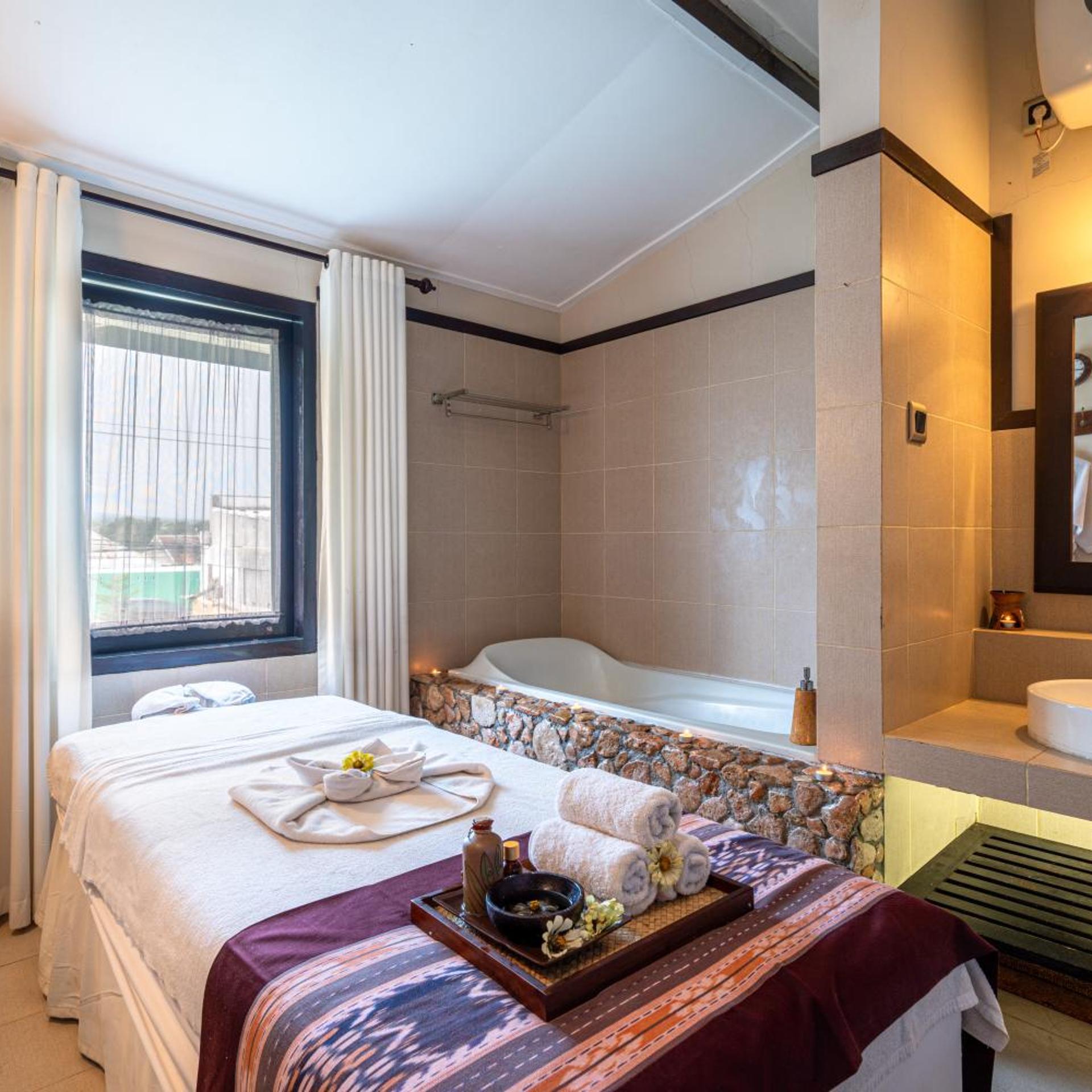 Samawa Transit Hotel 15/50