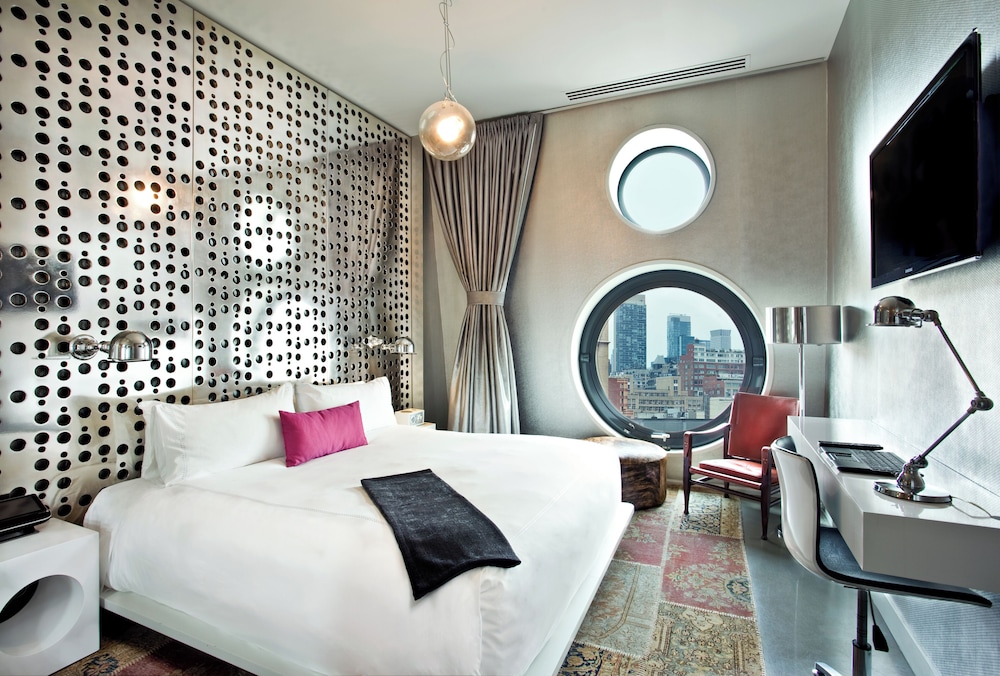 SILVER, KING BED