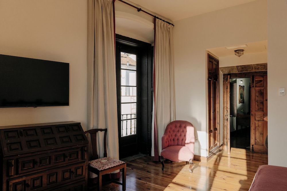 Casona Del Busto 38/55