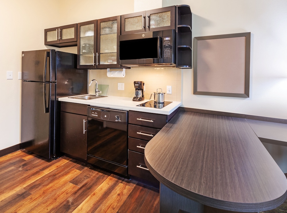 Candlewood Suites Houston - Pasadena 20/45