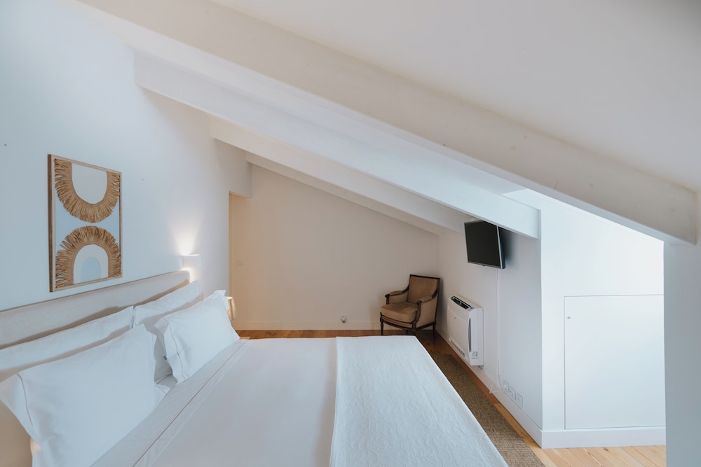 FAMILY, APARTMENT, 2 KING BEDS