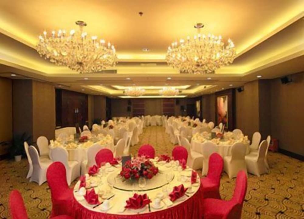 Golden Diamond Hotel 13/17