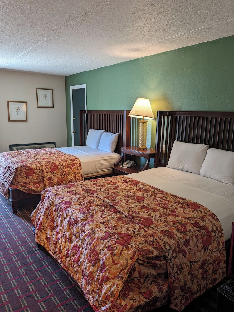 Select Inn Murfreesboro 24/60