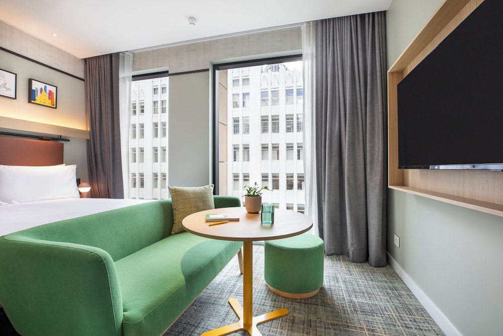 Holiday Inn Melbourne Bourke Street Mall by IHG 25/48