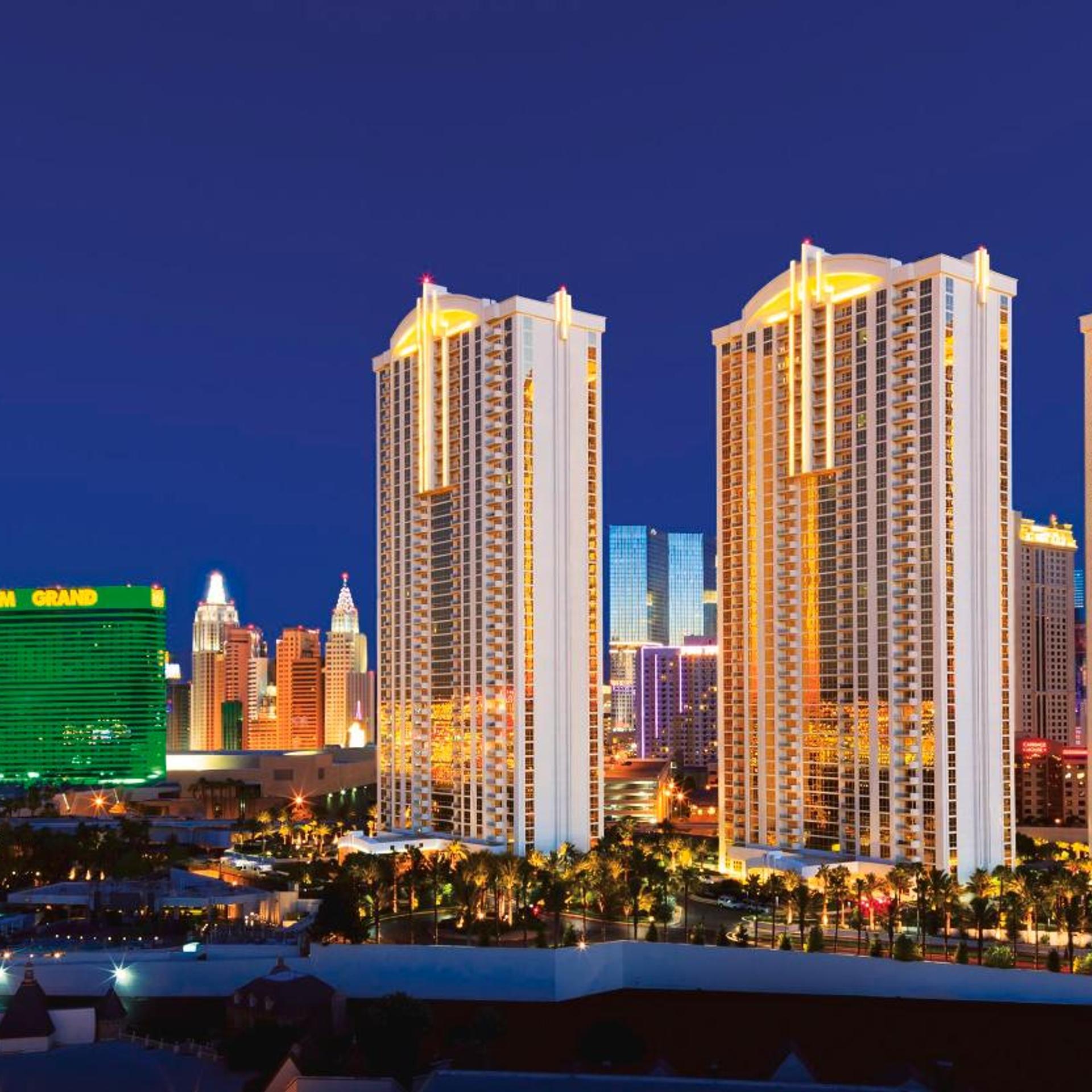 SPHERE VIEW - Signature MGM Resort Lucky Gem Penthouse & Luxury Suites 10817 7/49