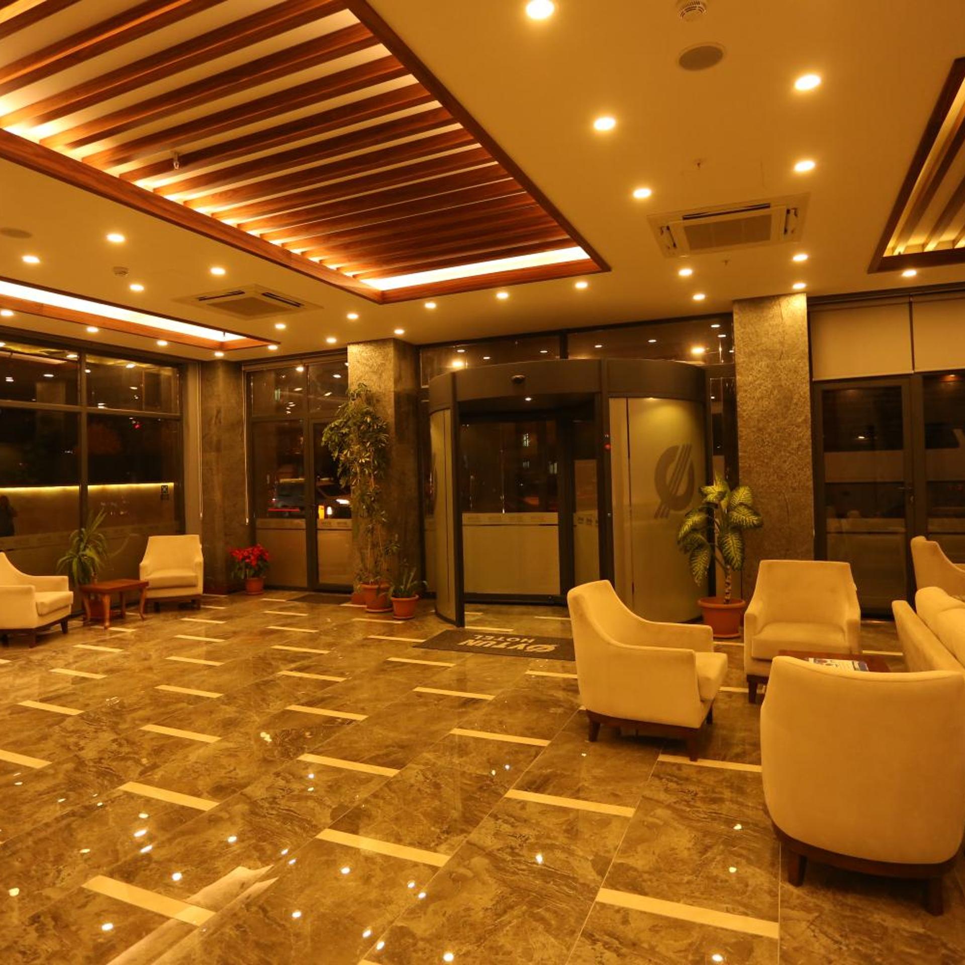 Oytun Hotel 34/52
