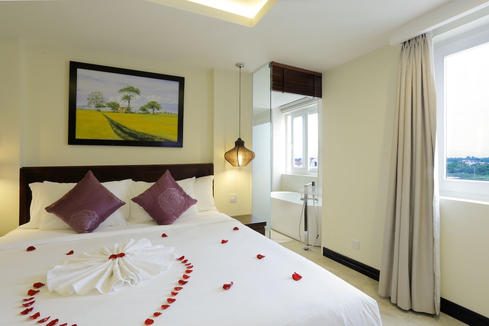 Junior Suite, City View