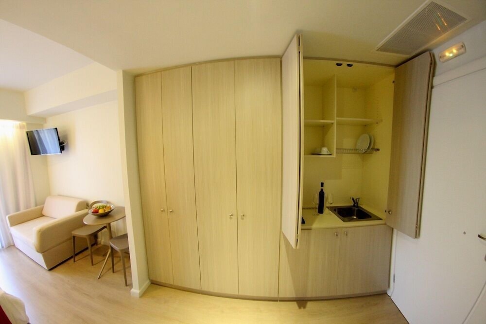 Aura Boutique Hotel 50/51