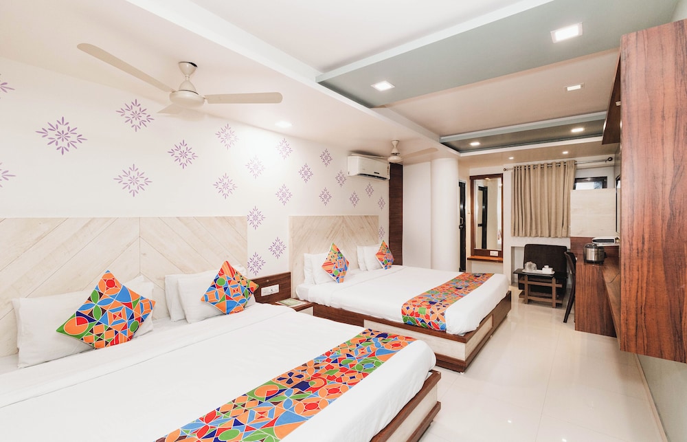 HOTEL AMBER 18/46