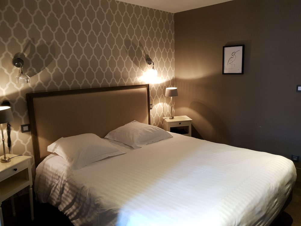 Hotel the Originals Saint Valery Sur Somme La Colonne de Bronze Ex In 14/71