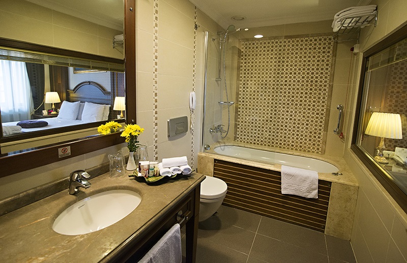Deluxe, Suite, Double Bed
