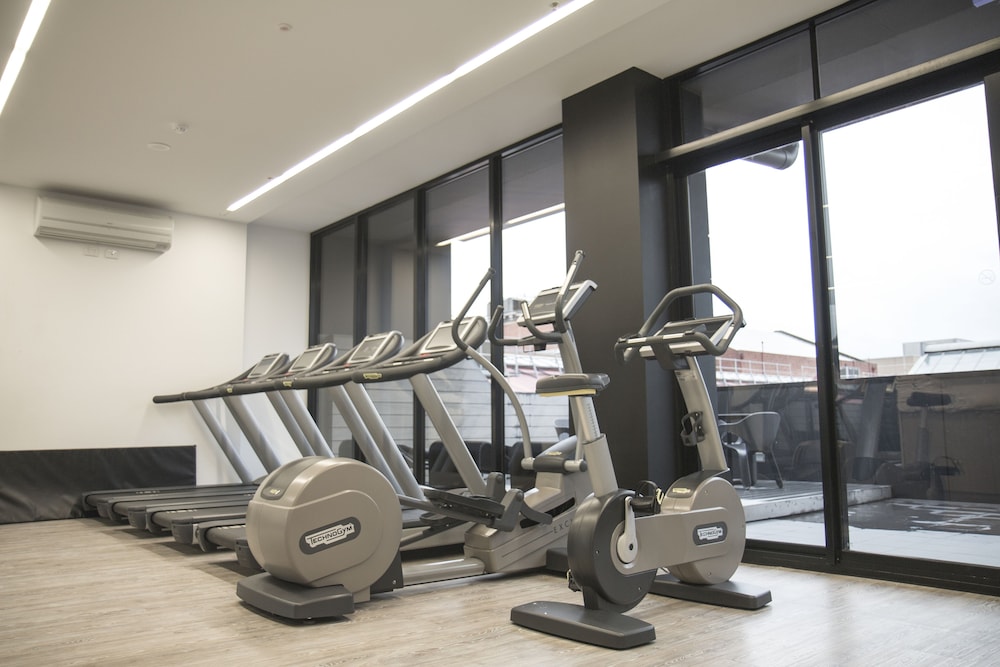 IBIS ADELAIDE 33/71
