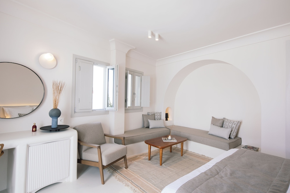 Akra Suites & Spa 36/50
