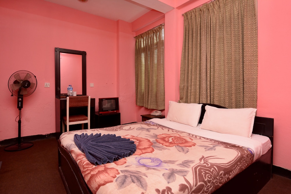 Hotel Silver Home 22/37
