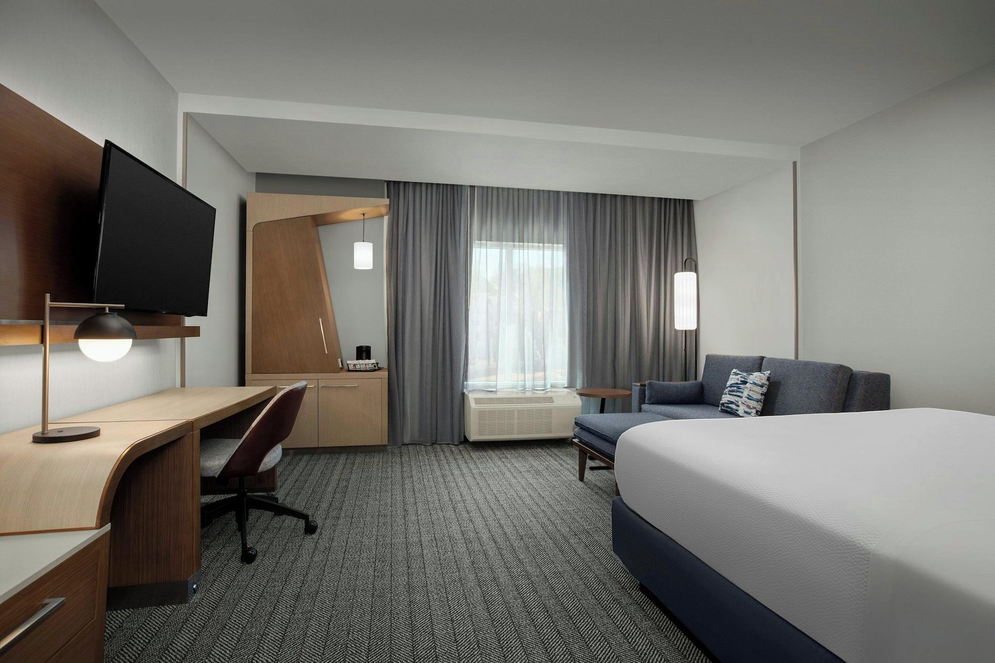 Room, Double Bed, Accessible
