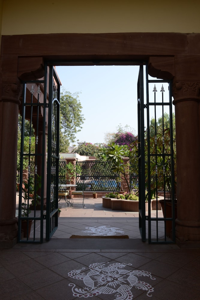 RATAN VILLAS 20/31
