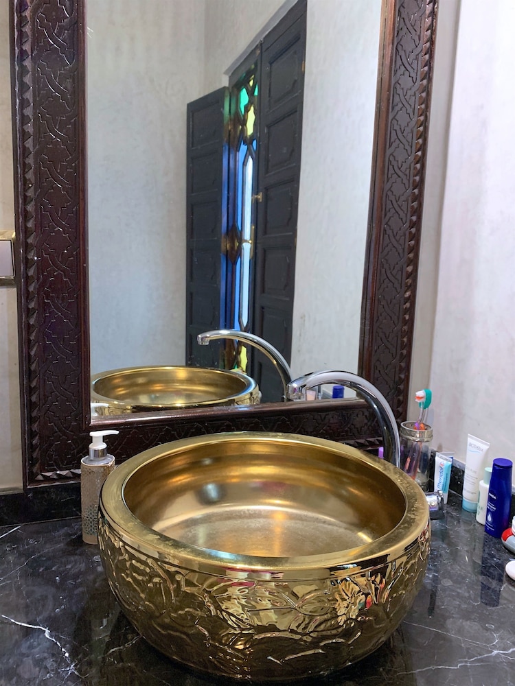 Riad 58 Blu 27/50