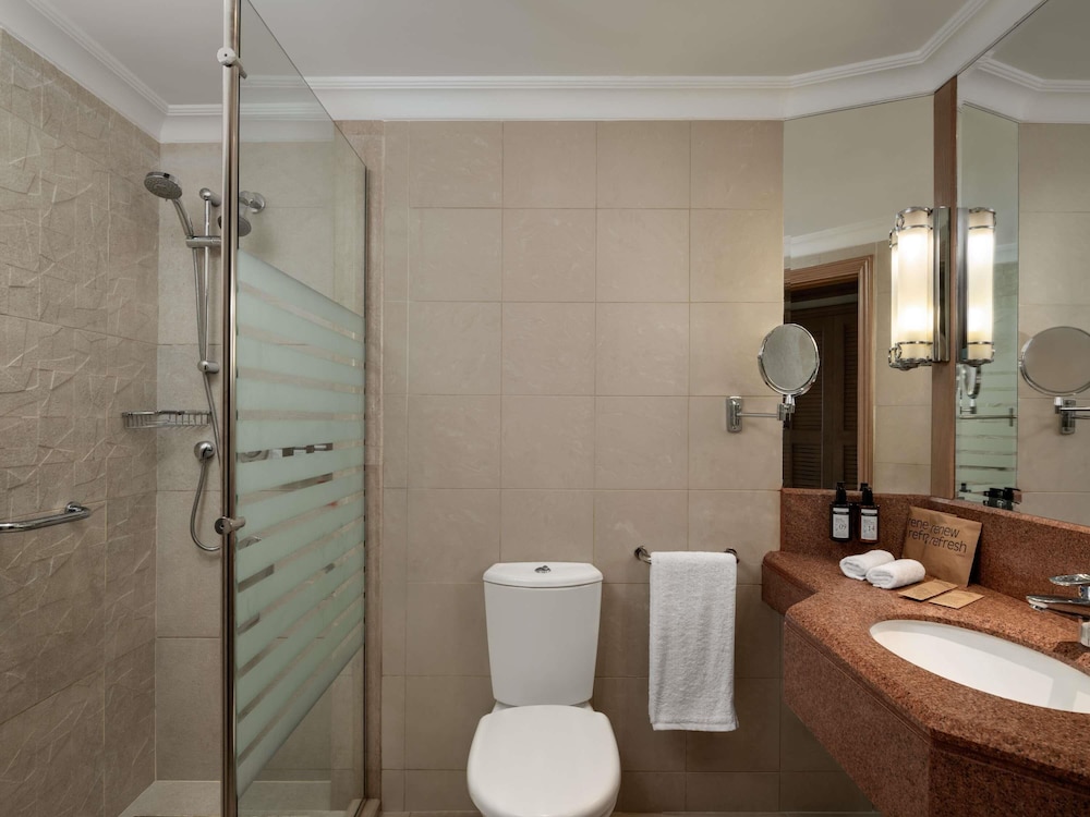 Movenpick Taba 76/76