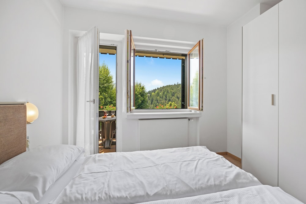 1 Bedroom, Panoramic, Apartment, 1 Double and 1 Single Bed, Murphy Bed, Valley View, Balcony، Residence Lagorai 4/8
