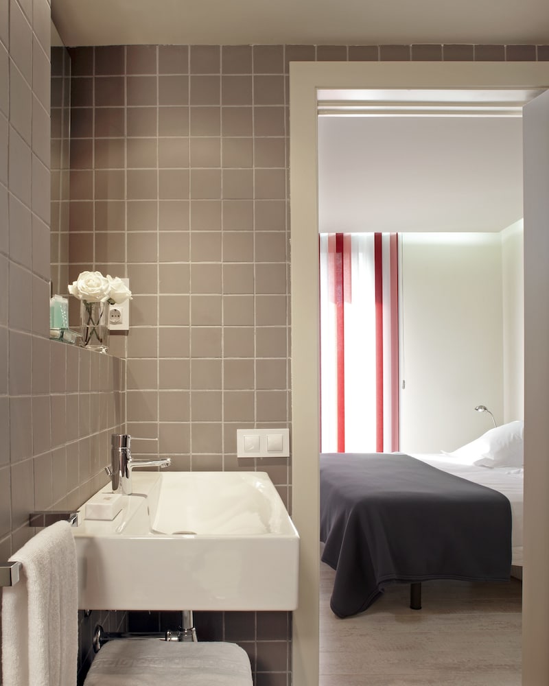 limehome Barcelona Rector Triado 29/66