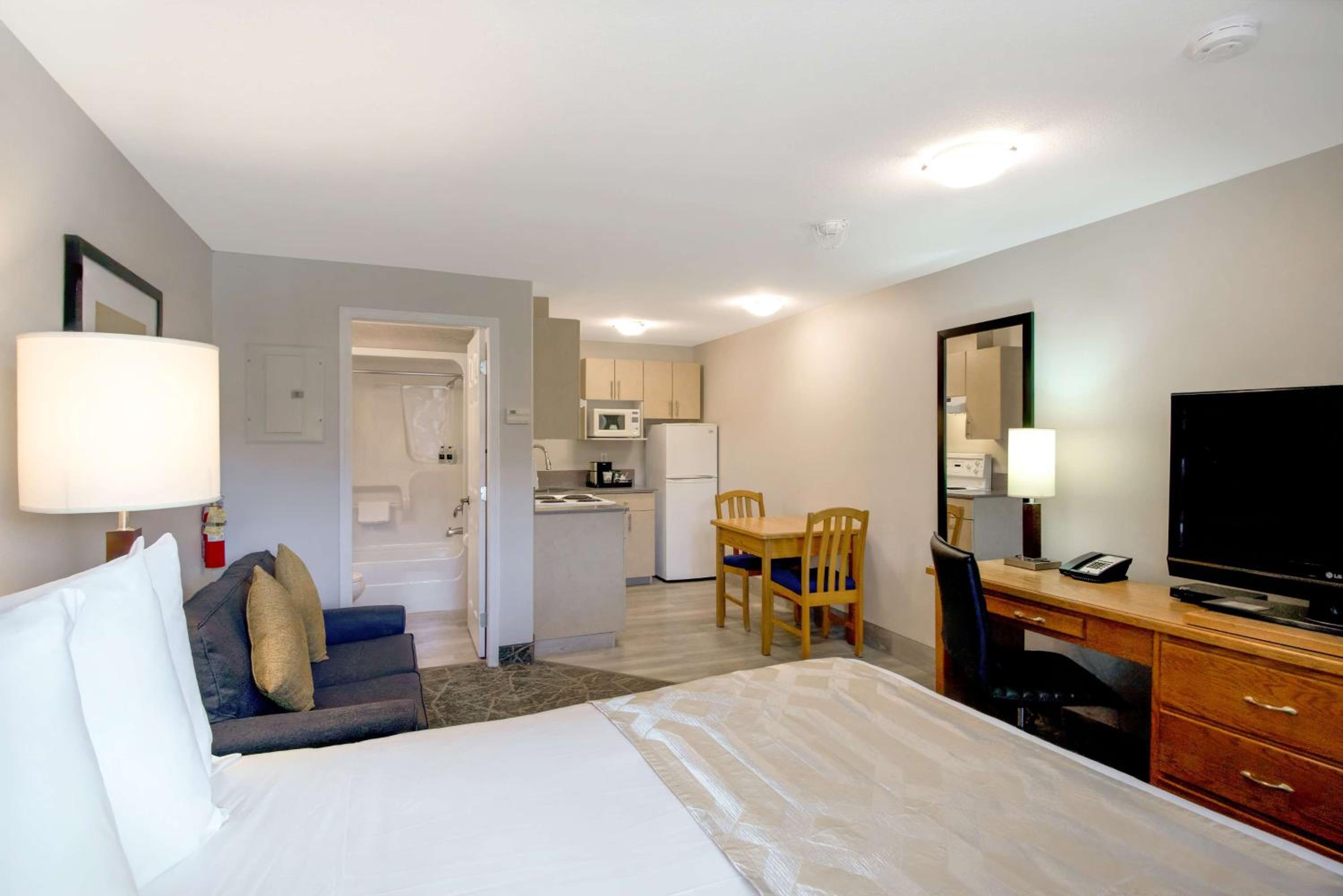Coast, King Bed, Queen Bed, Pet Friendly