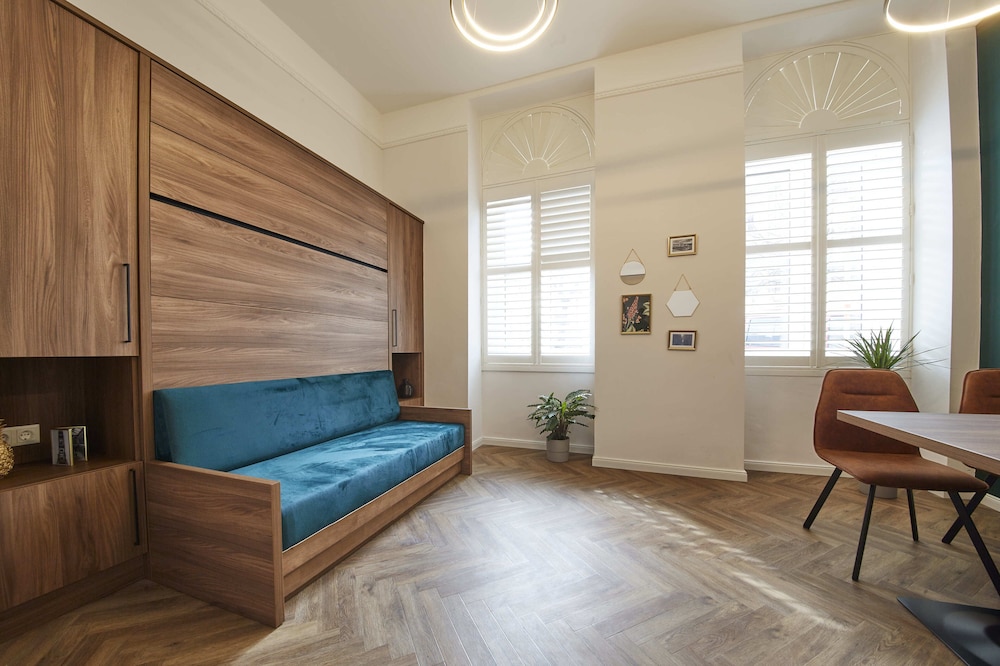 Nove Boutique Apartments 32/50
