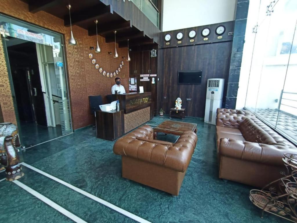SAK Royal Residency 14/17