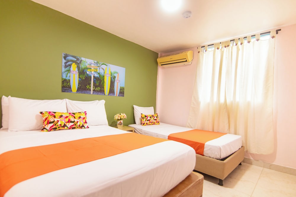 1 BEDROOM, STANDARD, TRIPLE
