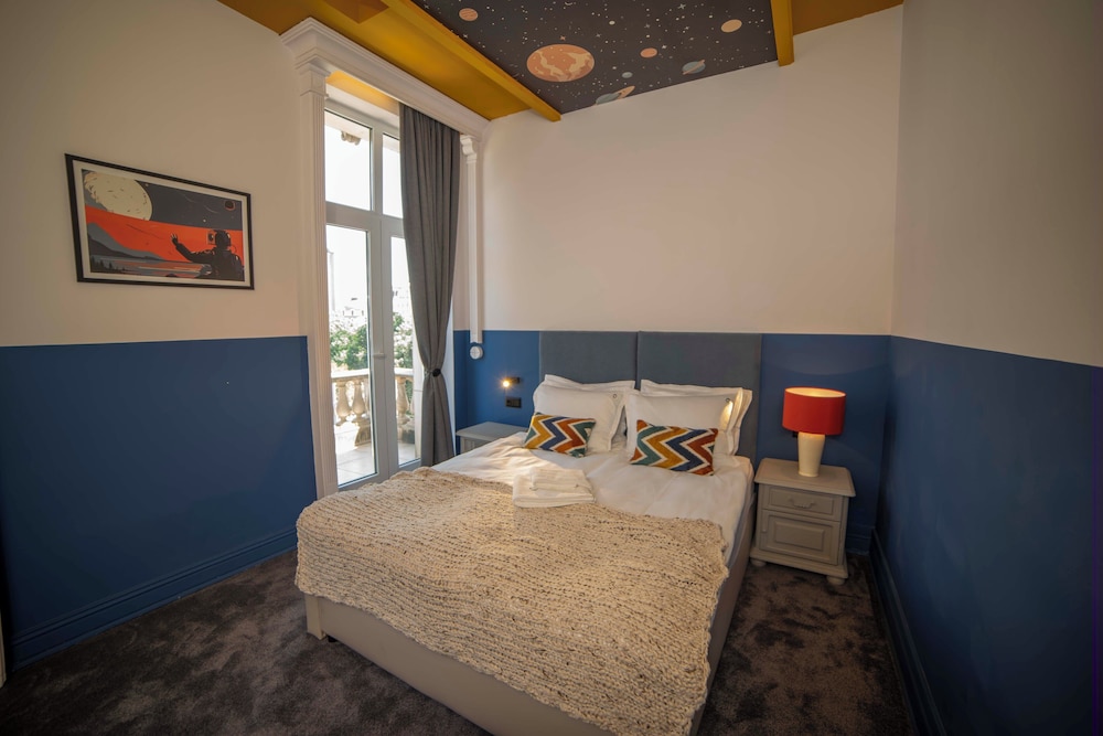 Maria Luisa Hotel 16/56