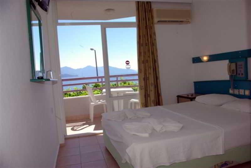 Zeybek Hotel 8/22