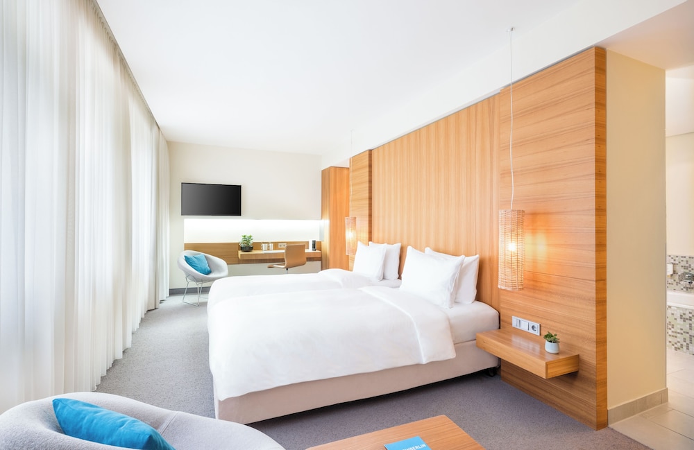 Lindner Hotel Berlin Ku'damm, part of JdV by Hyatt 24/67