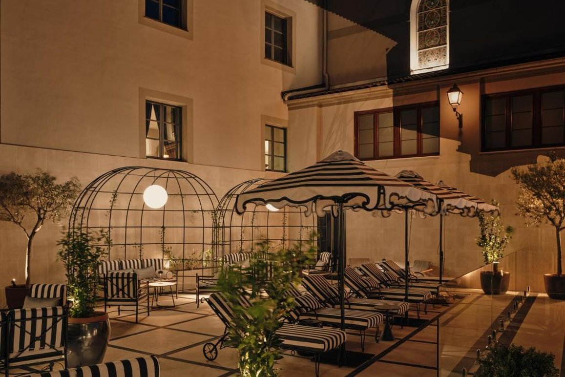 Pamplona Catedral Hotel 2/37