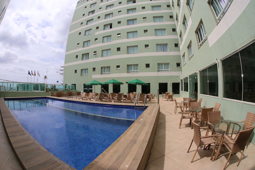 Real Classic Bahia Hotel 7/50