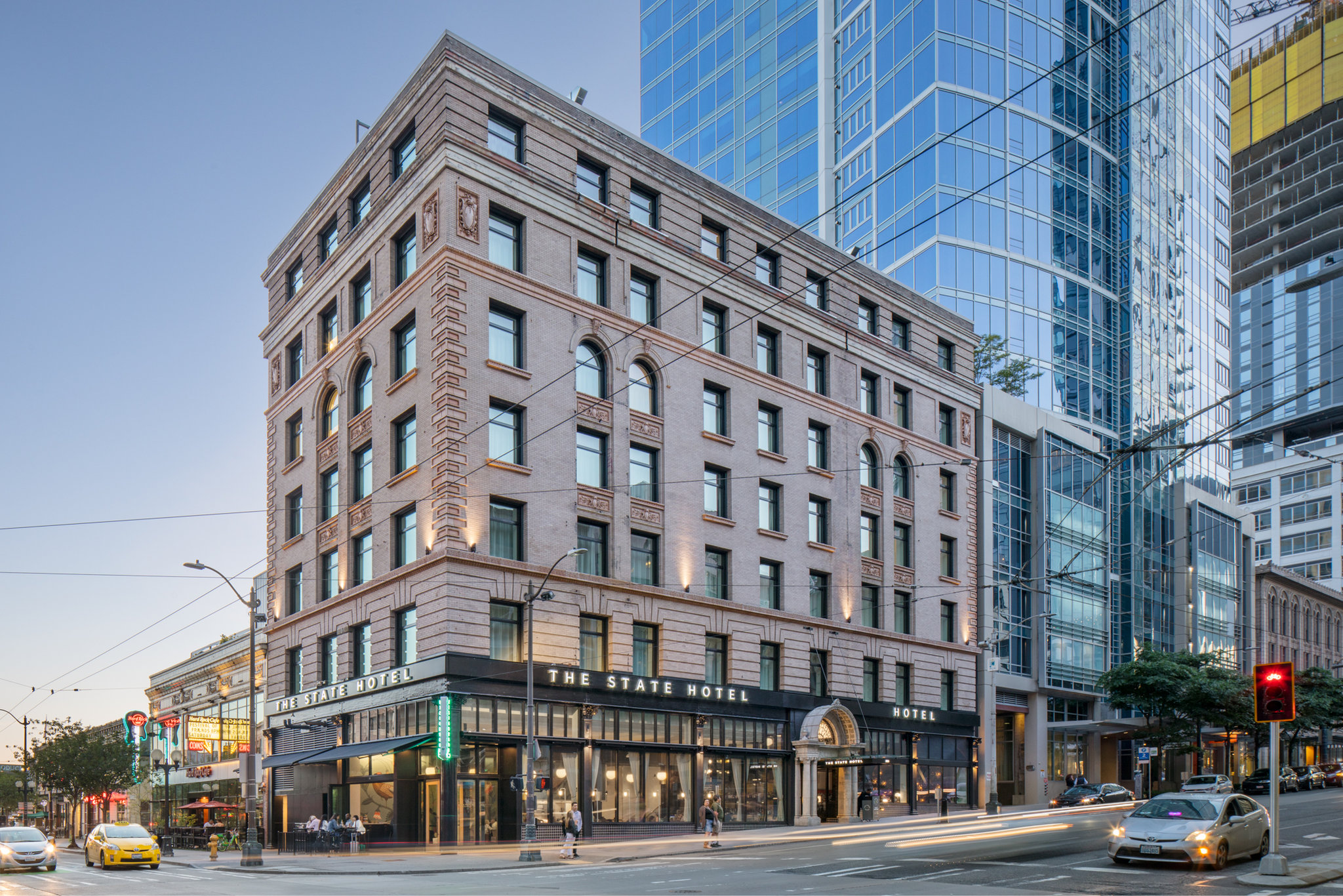 The State Hotel 6/43