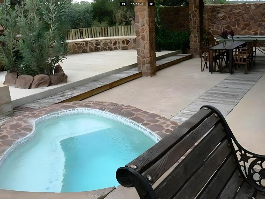 Abloom Bush Lodge & Spa Retreat 23/49