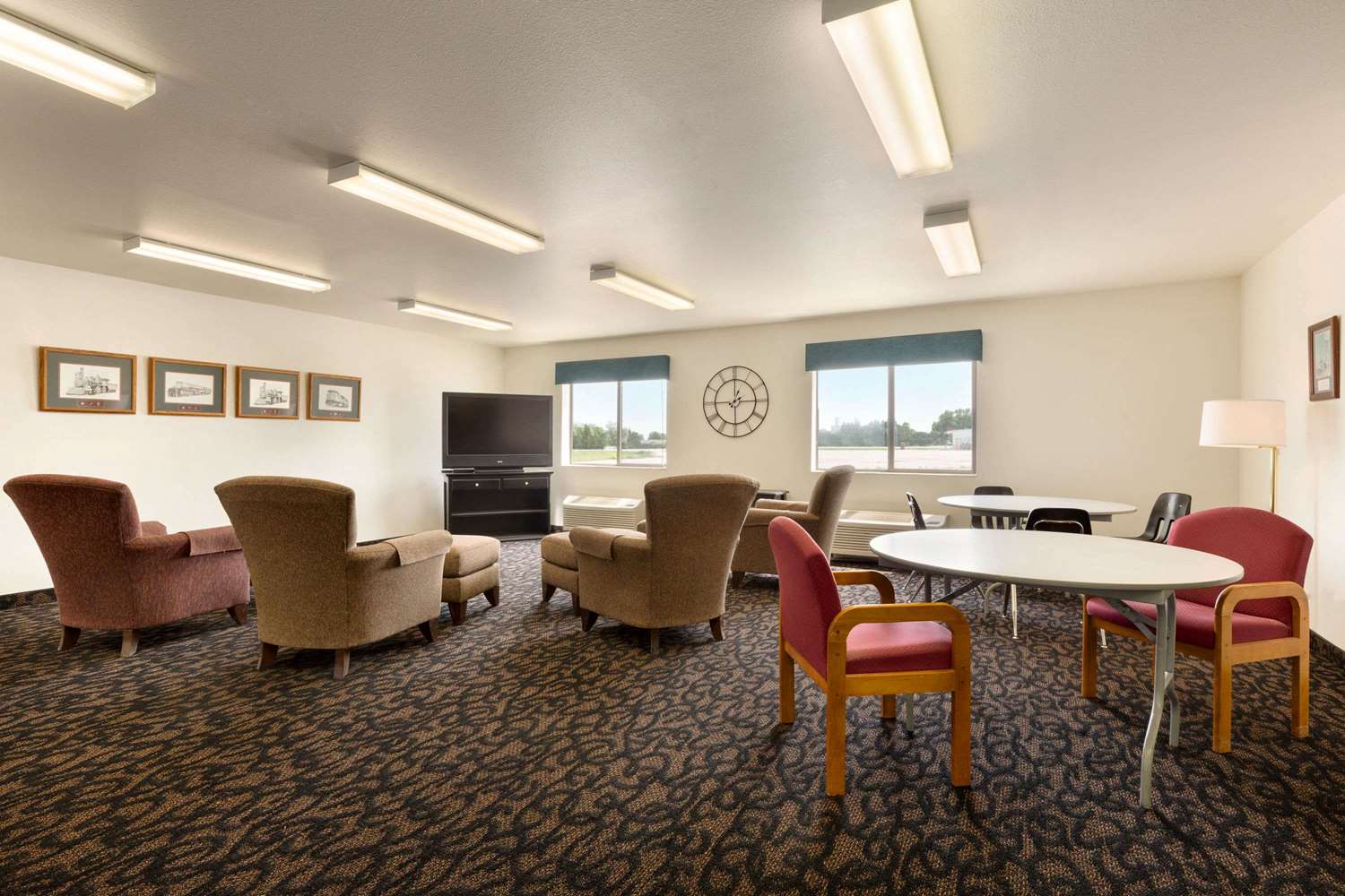 Travelodge by Wyndham Sharon Springs 16/25