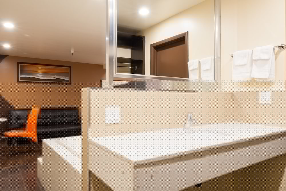Redondo Pier Inn 22/24