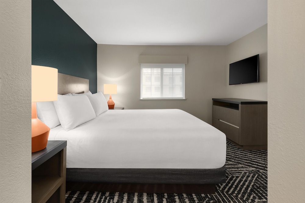 HYATT HOUSE MORRISTOWN 18/77