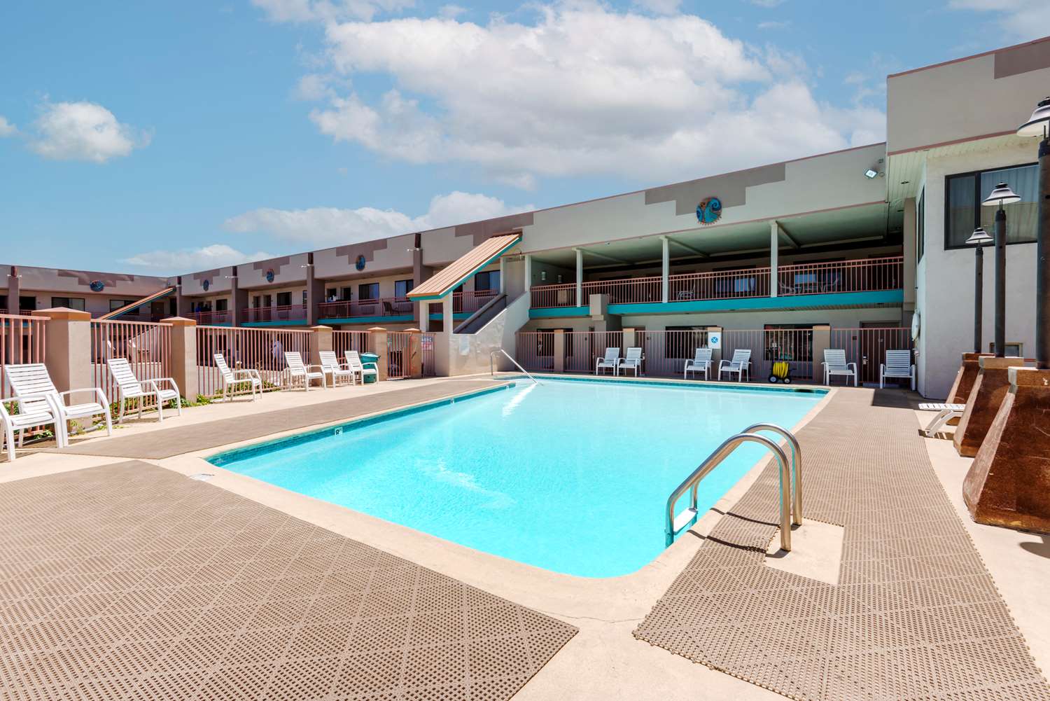 Turquoise Inn and Suites Cortez near Mesa Verde 37/42