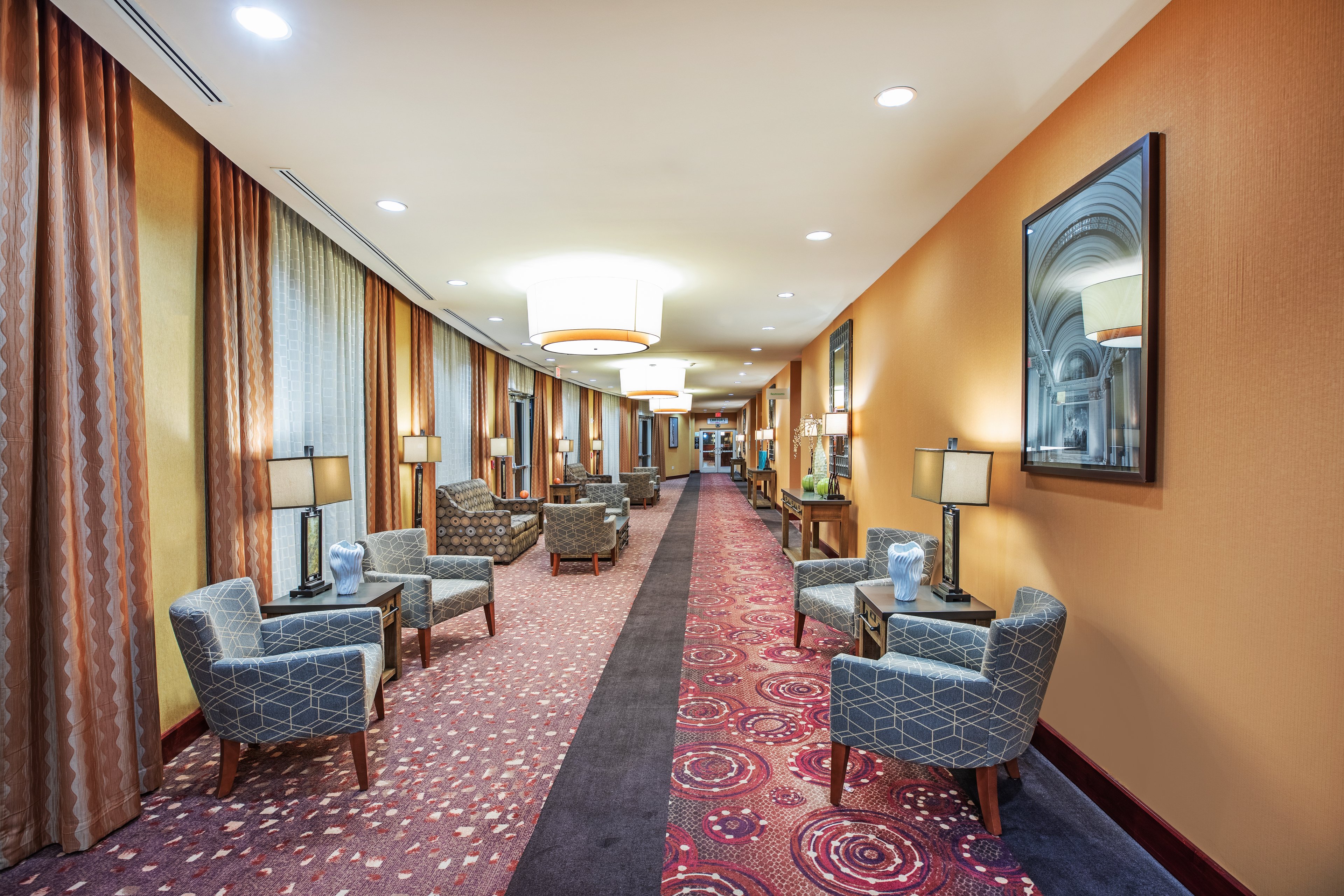 Holiday Inn Ardmore I 35 25/49